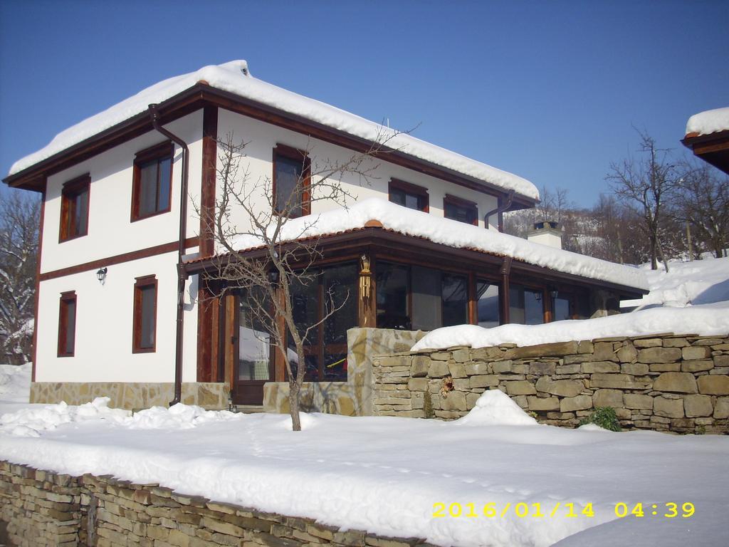 House Maya Trjavna Exteriér fotografie