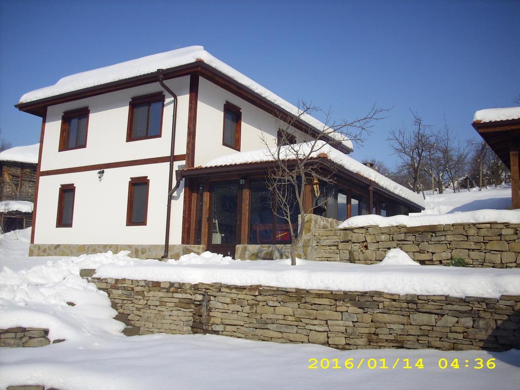 House Maya Trjavna Exteriér fotografie